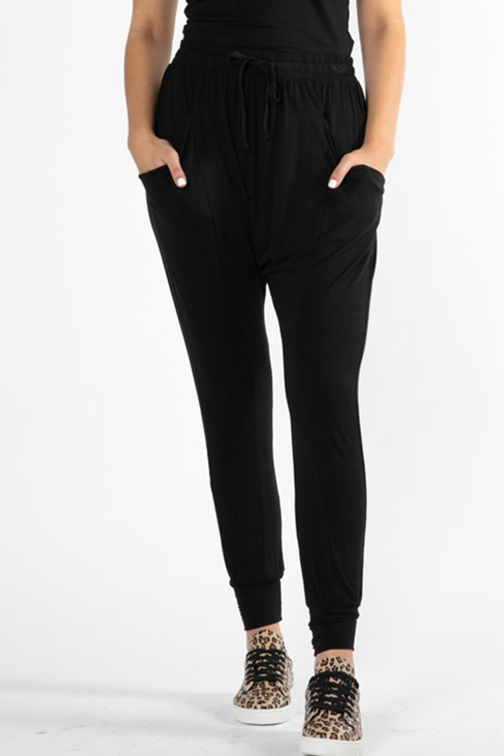 Barcelona Pant by Betty Basics - Black - Image 2